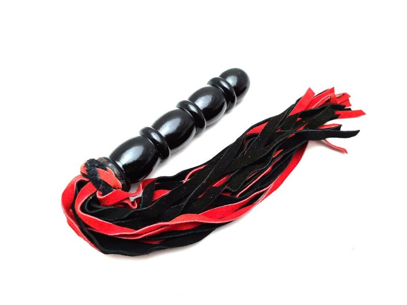 Premium Leather Flogger – Durable, Handmade BDSM Whip for Sensual Play
