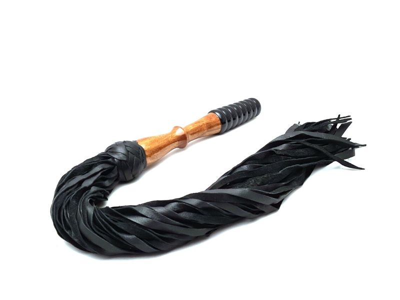 Premium Leather Flogger – Durable, Handmade BDSM Whip for Sensual Play