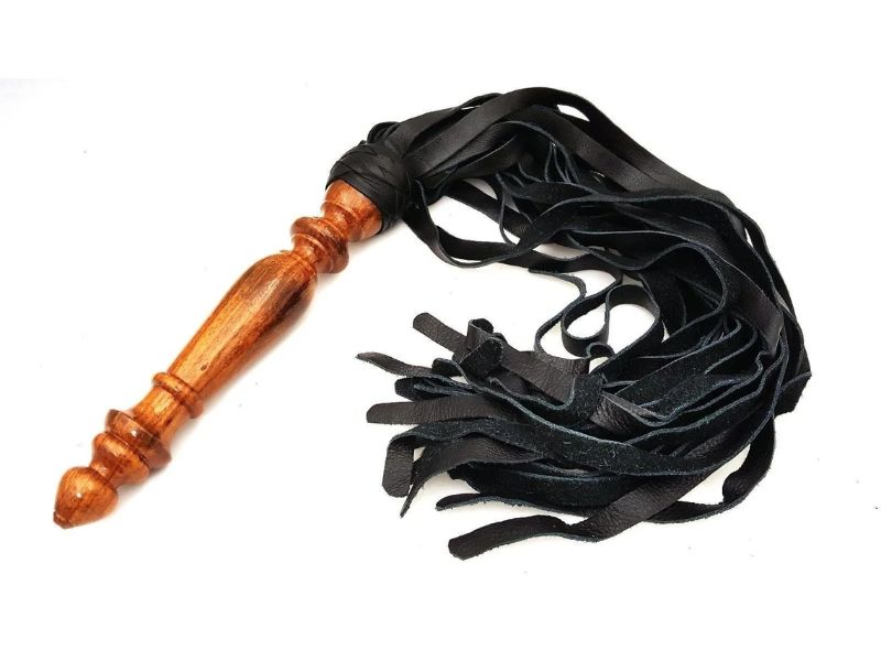 Premium Leather Flogger – Durable, Handmade BDSM Whip for Sensual Play